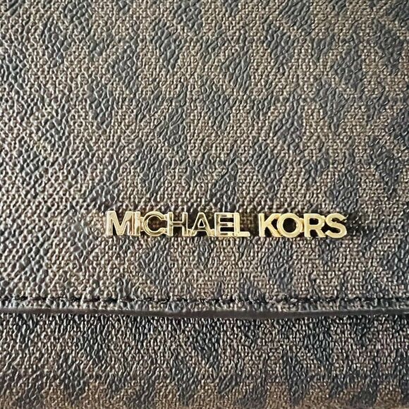 MICHAEL KORS Jet Set Travel Brown Multi Leather Phone Crossbody Bag - Picture 3 of 10